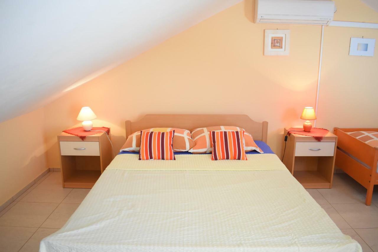 Apartments Srkoc Pinezići Eksteriør bilde